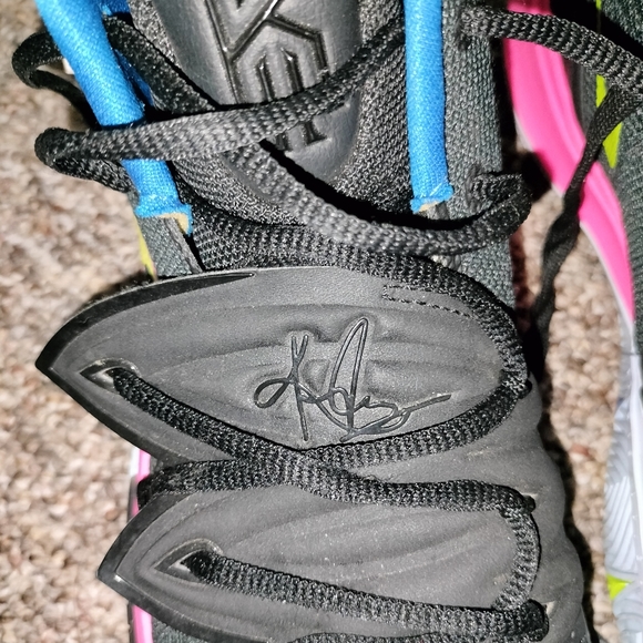 Kyrie 5 Just do it 2019